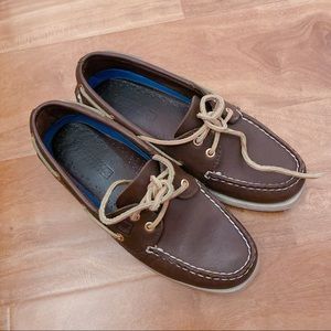 Sperry topsider